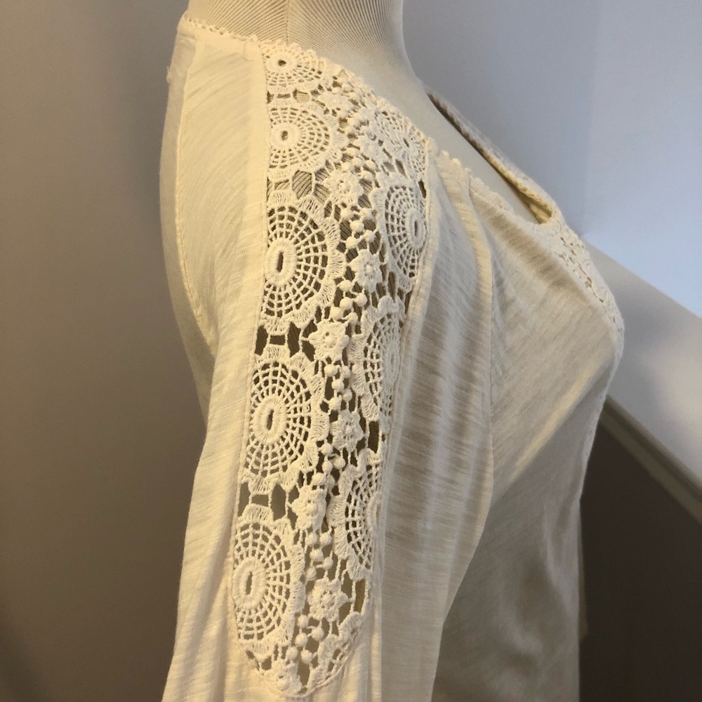 Lucky Brand Lace Inset Tee in Cream - Picture 4 of 6
